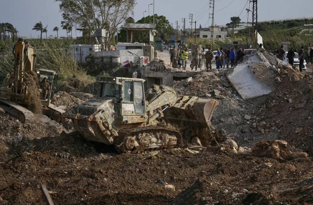 Chiến sự Trung Đ&ocirc;ng ng&agrave;y 19-4: Mỹ ph&aacute; m&igrave;n ở Hormuz, Iran bắt h&agrave;ng chục gi&aacute;n điệp - Ảnh 2.