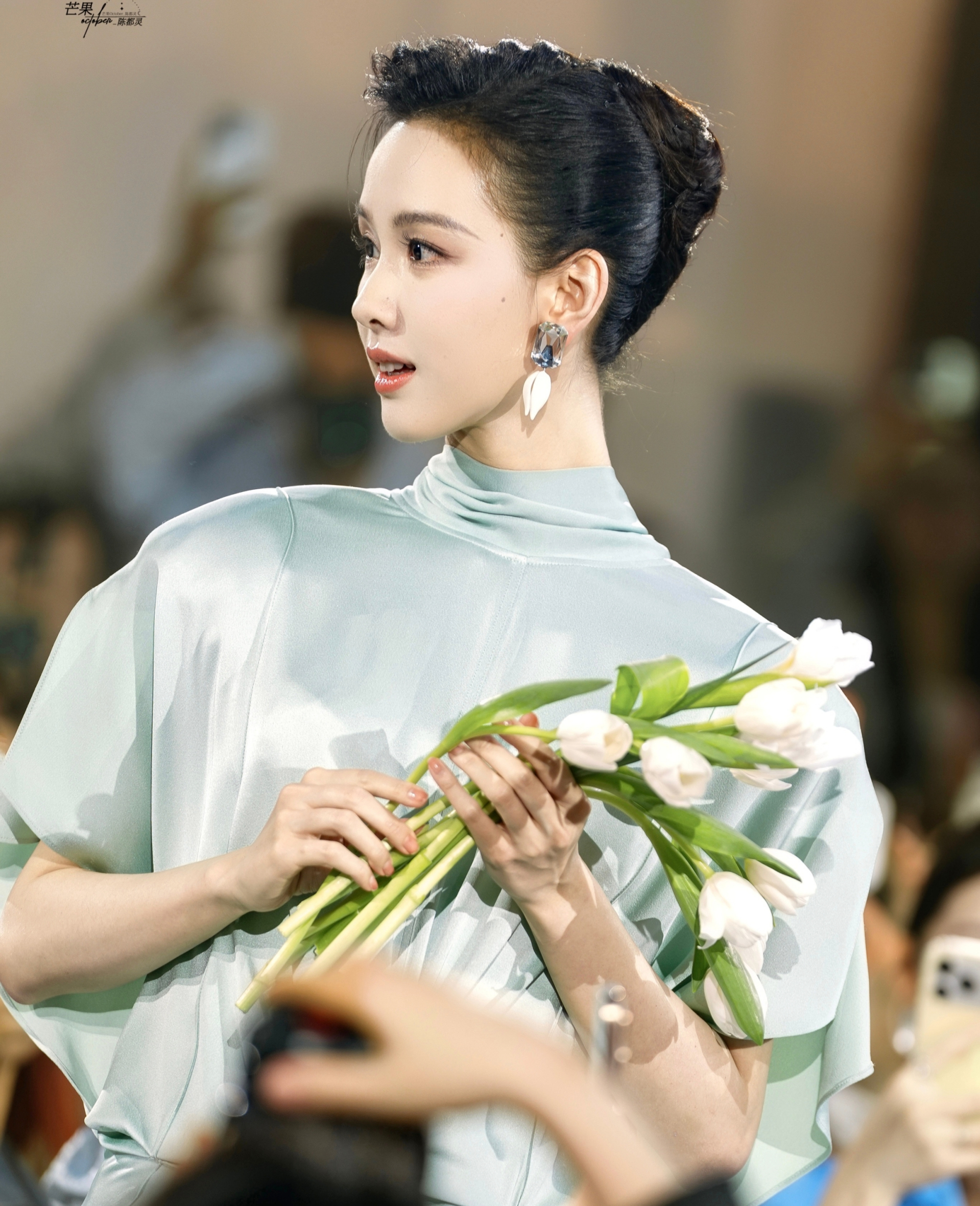 1 c&aacute;i xoay người của mỹ nh&acirc;n n&agrave;y đủ l&agrave;m nghi&ecirc;ng ngả cả một triều đại: Nhan sắc bỏ xa thế gian ph&agrave;m tục- Ảnh 6.