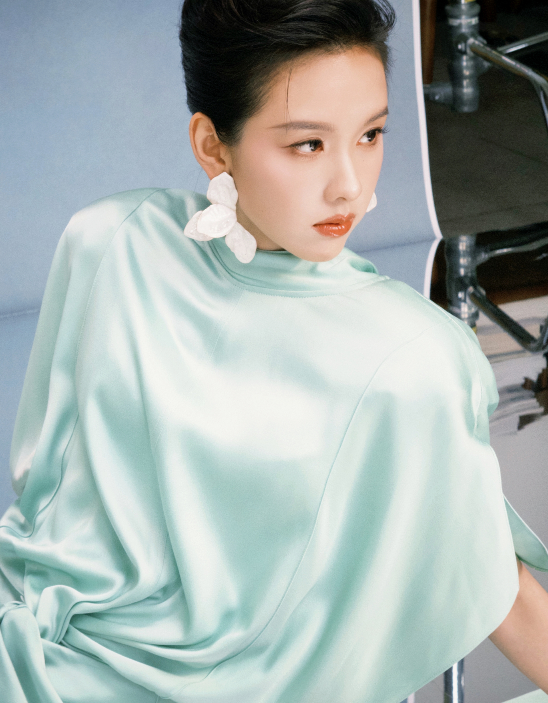 1 c&aacute;i xoay người của mỹ nh&acirc;n n&agrave;y đủ l&agrave;m nghi&ecirc;ng ngả cả một triều đại: Nhan sắc bỏ xa thế gian ph&agrave;m tục- Ảnh 4.