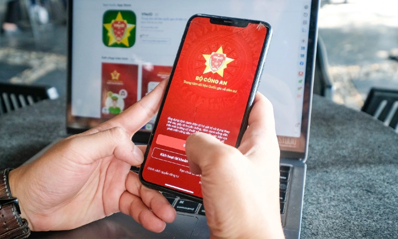 Bộ C&ocirc;ng an đề xuất hiển thị l&yacute; lịch tư ph&aacute;p tr&ecirc;n VNeID từ 1 / 7 / 2026 - Ảnh 1.
