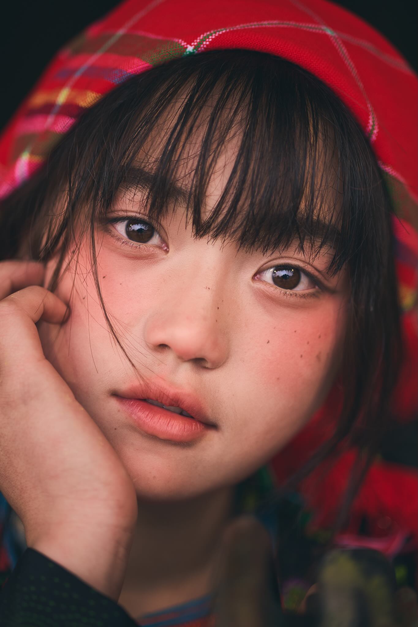 Ch&acirc;n dung b&eacute; g&aacute;i người M&ocirc;ng c&oacute; vẻ đẹp trong veo, l&acirc;u lắm rồi mới c&oacute; một bộ ảnh khuấy đảo đến thế!- Ảnh 1.