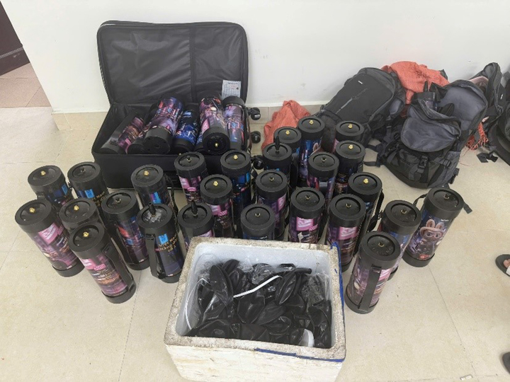 S&agrave;nh Lounge bị khởi tố: 26 Người li&ecirc;n quan đến &ldquo; b&oacute;ng cười &rdquo; tại H&agrave; Nội - Ảnh 2.