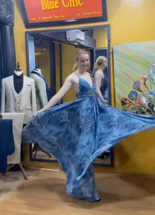 Kh&aacute;ch T&acirc;y đổ x&ocirc; trải nghiệm dịch vụ may đồ tại Hội An năm 2026 - Ảnh 5.