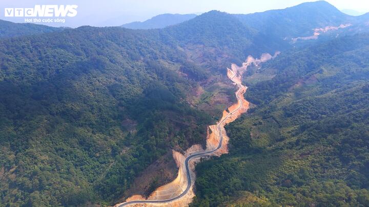 Đường ĐT . 722 Nối L&acirc;m Đồng v&agrave; Đắk Lắk: Cải thiện giao th&ocirc;ng v&agrave; ph&aacute;t triển du lịch 2026 - Ảnh 1.