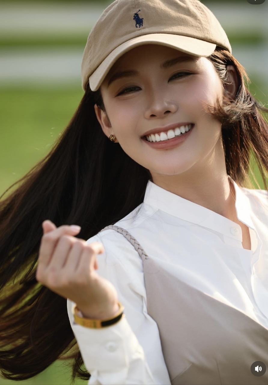 Đứng h&igrave;nh trước m&agrave;n cưỡi ngựa thần sầu của hot girl l&agrave;ng Pick- Ảnh 11.