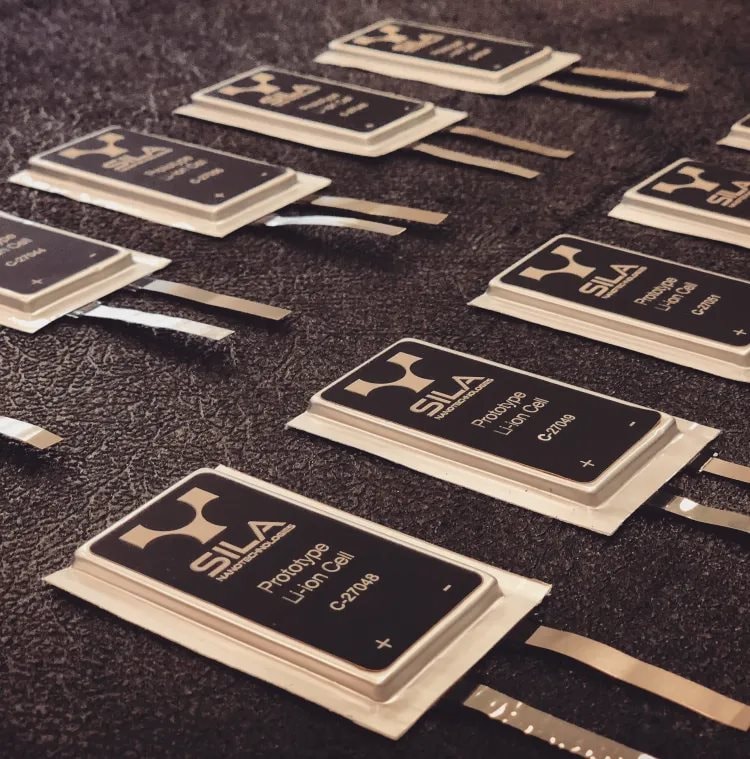 C&ocirc;ng nghệ pin silicon - carbon: Cuộc c&aacute;ch mạng smartphone năm 2026 chưa thấy Apple , Samsung , Google tham gia - Ảnh 1.