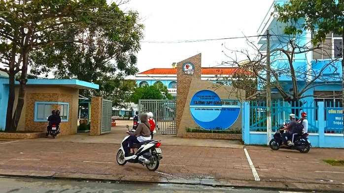 Kiểm điểm lãnh đạo Sở GD - ĐT tỉnh Bạc Liêu liên quan đến đơn tố cáo của giáo viên - Ảnh 1.