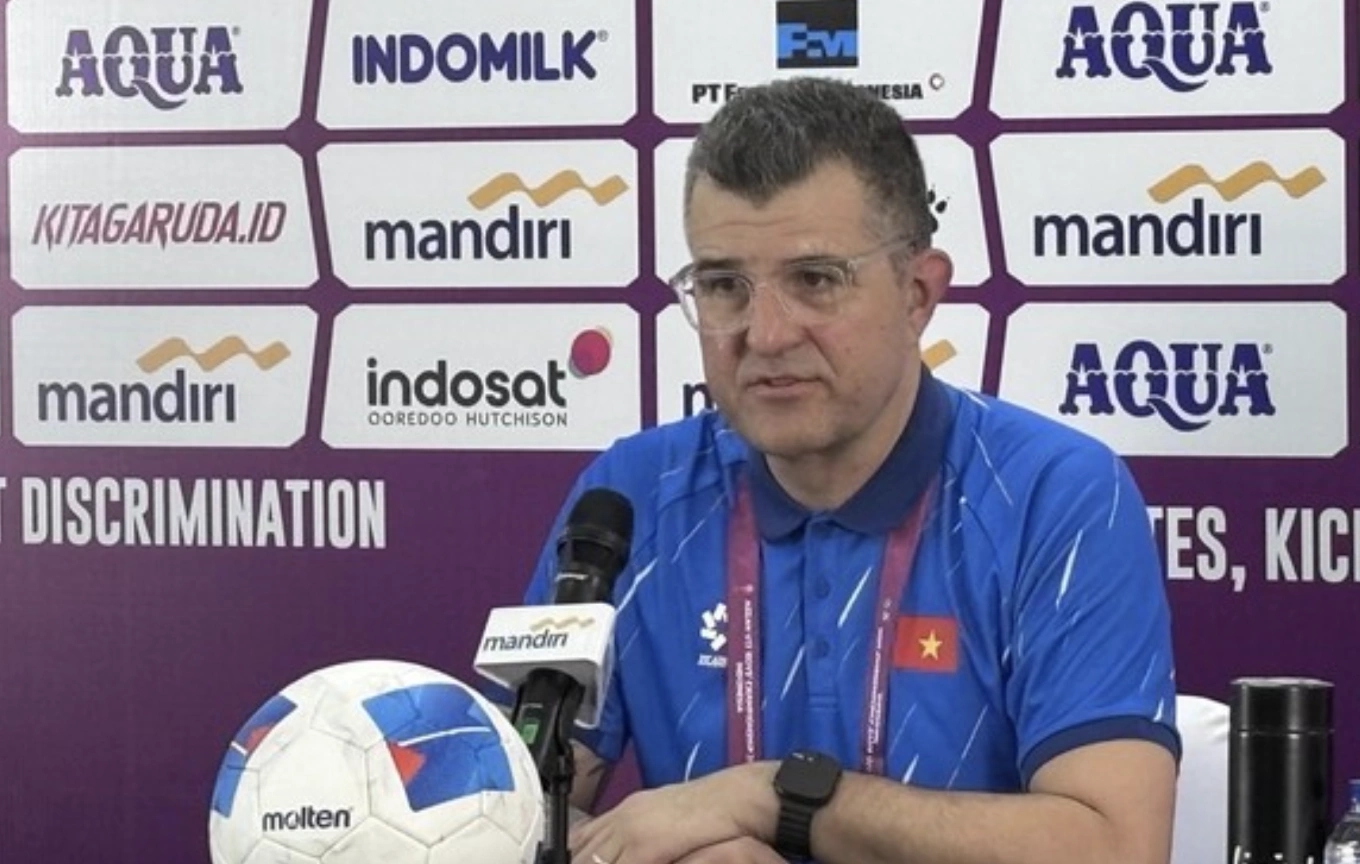 AFF Cup: Indonesia bị loại sau m&agrave;n tr&igrave;nh diễn &ldquo;kỳ quặc&rdquo;, HLV tuyển Việt Nam cũng phải sửng sốt - Ảnh 1.