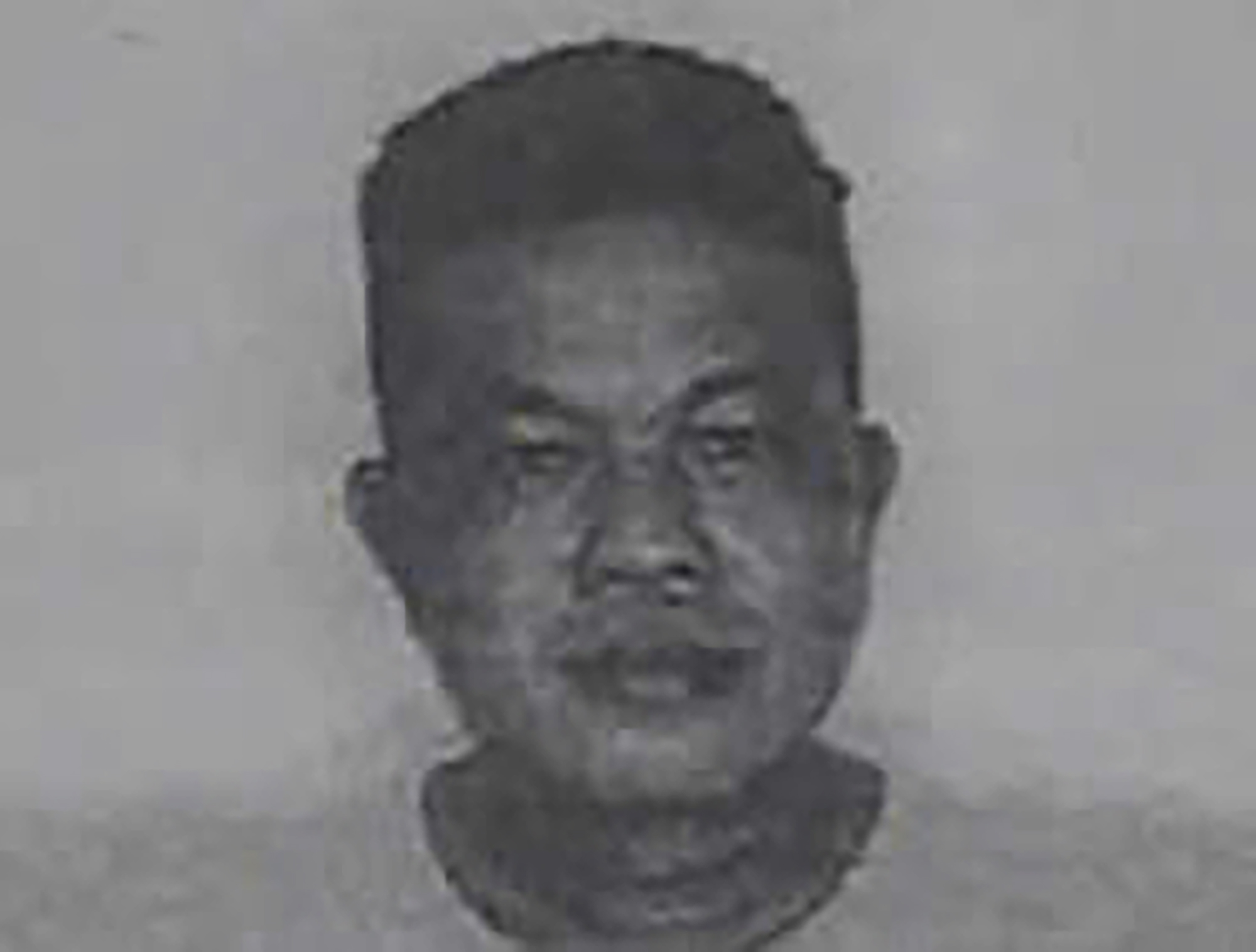 C&ocirc;ng an TP . HCM truy t&igrave;m &ocirc;ng La Kim Hải trong vụ chiếm đoạt t&agrave;i sản qua mạng - Ảnh 1.