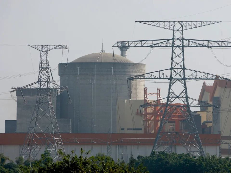 Trung Quốc và chiến lược năng lượng tái tạo: Phương Tây cần học hỏi ngay để không muộn - Ảnh 1.