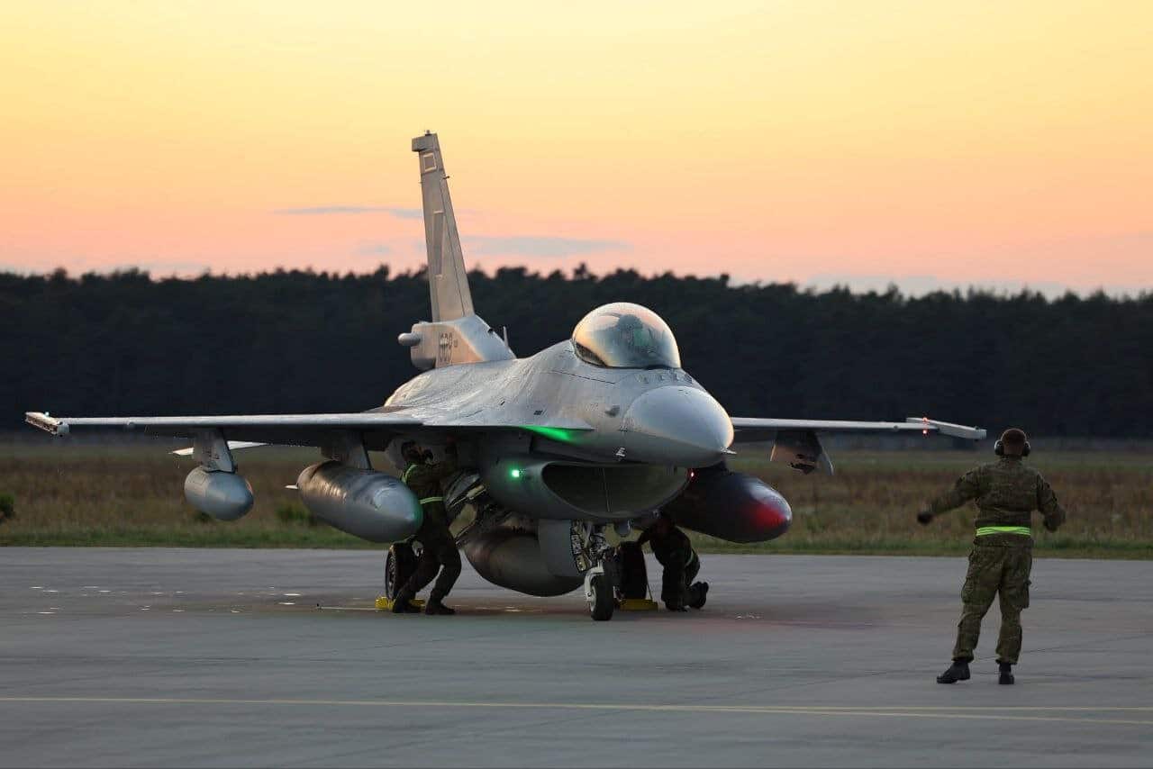 Phương T&acirc;y kinh ngạc trước 'con mắt' của hệ thống ph&ograve;ng kh&ocirc;ng S-400 Nga - Ảnh 3.