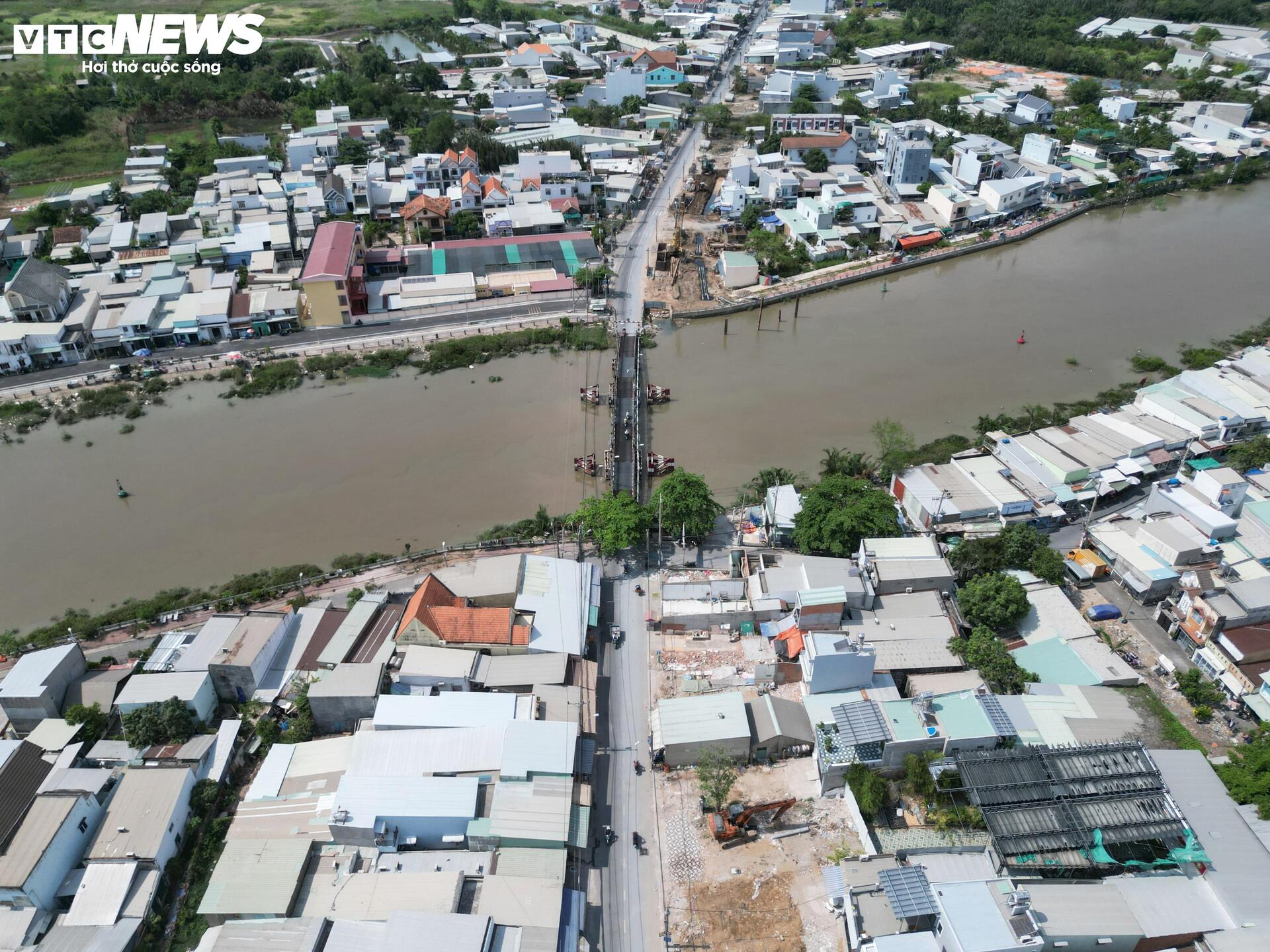 Dự &aacute;n cầu 500 tỷ ở TP . HCM thi c&ocirc;ng cầm chừng gần 1 năm khởi c&ocirc;ng - Ảnh 11.