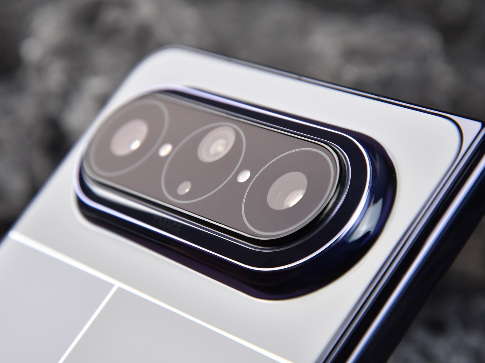 Huawei ra mắt smartphone gập Pura X Max đầu tiên thế giới với màn hình tỷ lệ A4 - Ảnh 5.