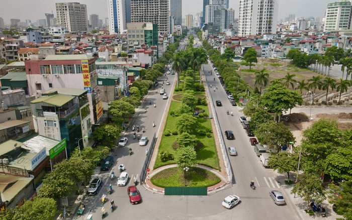 Cấp sổ đỏ H&agrave; Nội gặp kh&oacute; khăn do vi phạm ph&aacute;p luật về đất đai , x&acirc;y dựng - Ảnh 1.