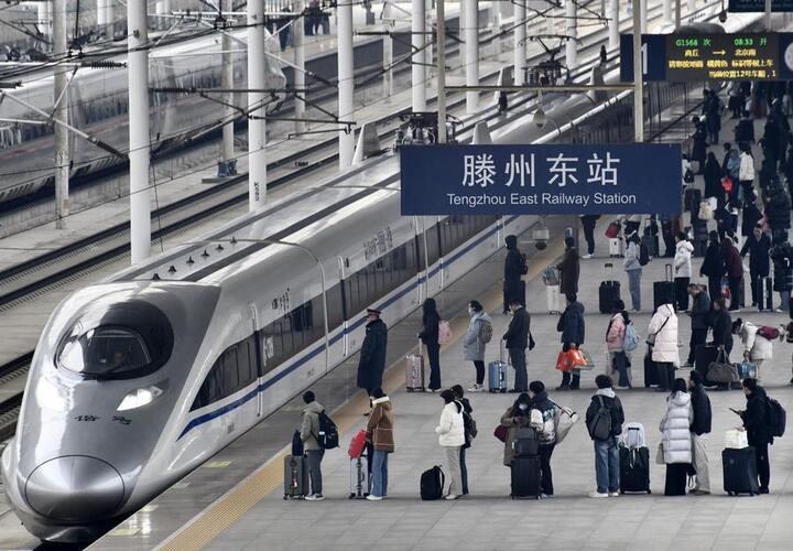 Mạng lưới đường sắt cao tốc Trung Quốc: C&aacute;ch mạng c&ocirc;ng nghệ v&agrave; ph&aacute;t triển kinh tế 2026 - Ảnh 3.