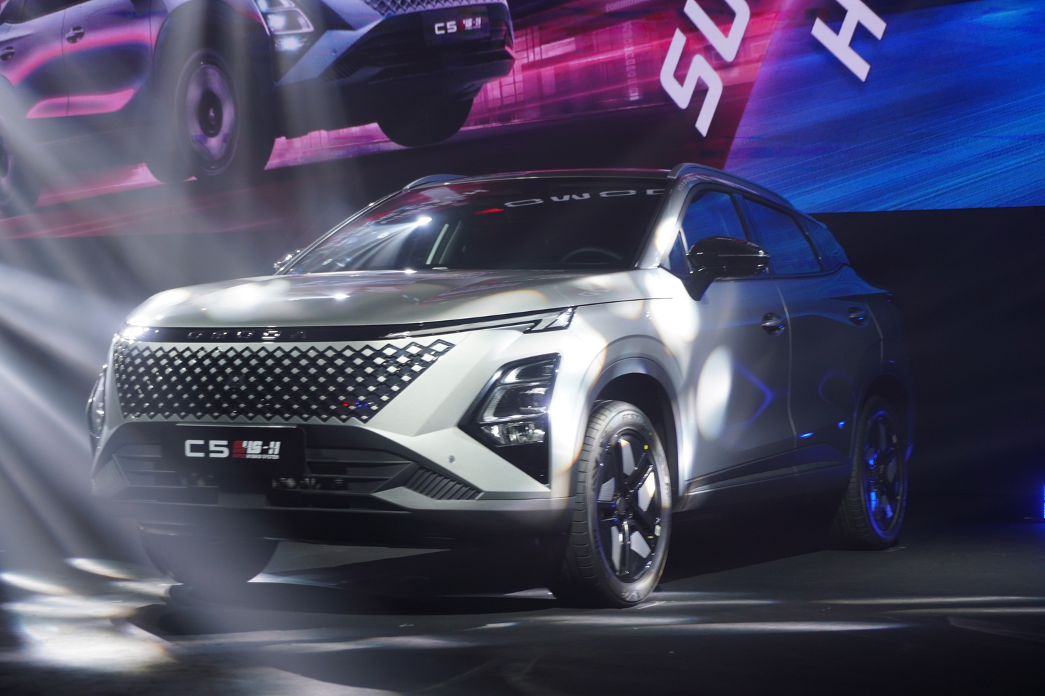 Mua xe kiểu người Việt: Ph&acirc;n kh&uacute;c để c&atilde;i, gi&aacute; b&aacute;n để mua- Ảnh 1.