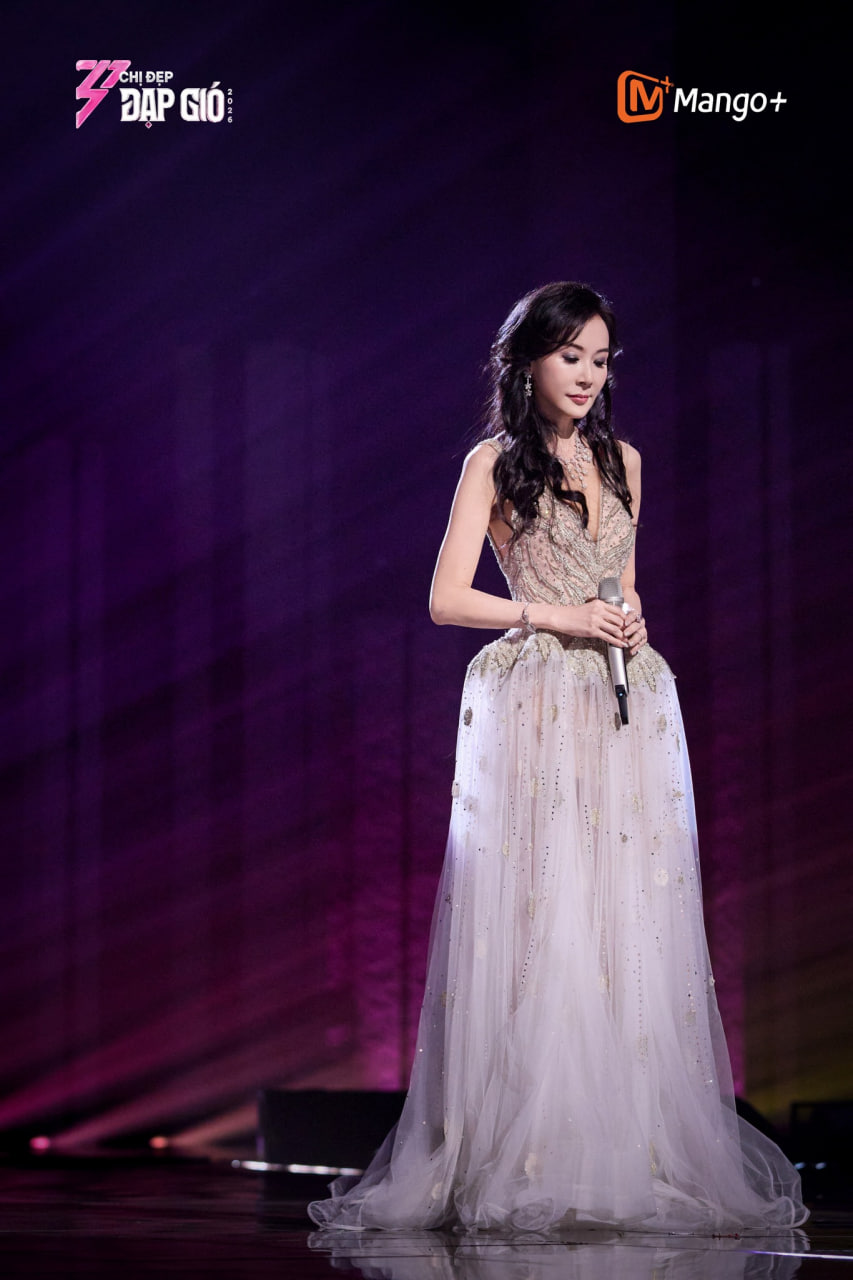 “Đệ nhất mỹ nhân showbiz” từng đánh bại Trang Pháp: Giọng ngọt gợi nhớ cả thanh xuân, visual U60 thách thức thời gian- Ảnh 5.