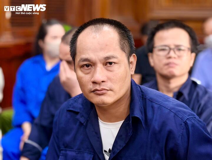 X&eacute;t xử vụ xe gian tại tp . Hcm: B&ugrave;i Văn T&acirc;n v&agrave; đồng phạm Lừa đảo h&agrave;ng tỷ đồng - Ảnh 1.