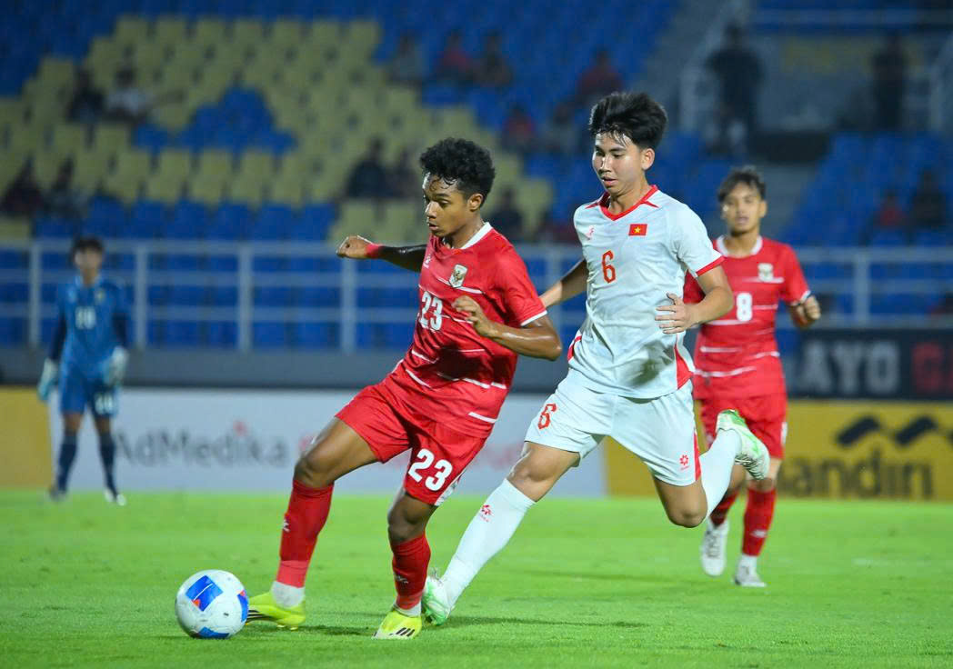 U17 Việt Nam - U17 &Uacute;c: Thước đo cho mục ti&ecirc;u World Cup - Ảnh 1.