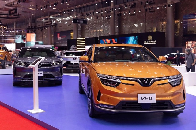 Doanh số ô tô tại Việt Nam tăng mạnh nhất Đông Nam Á, làm được một điều cả Thái Lan lẫn Indonesia 'mơ cũng khó' - Ảnh 1.