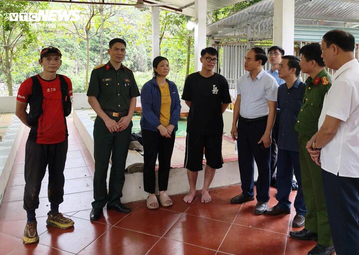 Tìm thấy nam sinh mất tích Tam Đảo Sau 36 giờ tìm kiếm khẩn trương của lực lượng cứu hộ - Ảnh 2.