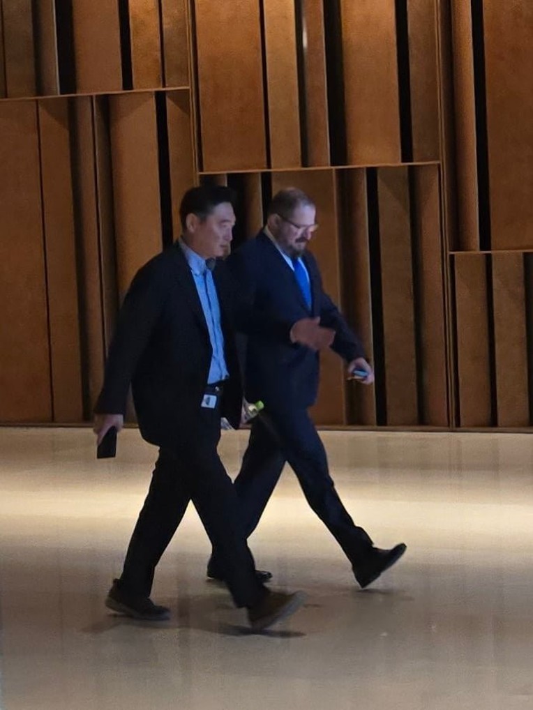 CEO Qualcomm đến Seoul để thảo luận về Snapdragon 8 Elite Gen2 v&agrave; nguồn cung chip - Ảnh 1.