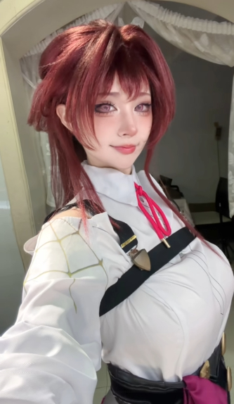 Vừa cosplay, vừa trổ t&agrave;i "bếp n&uacute;c", nữ coser khiến CDM th&iacute;ch th&uacute; - Ảnh 5.