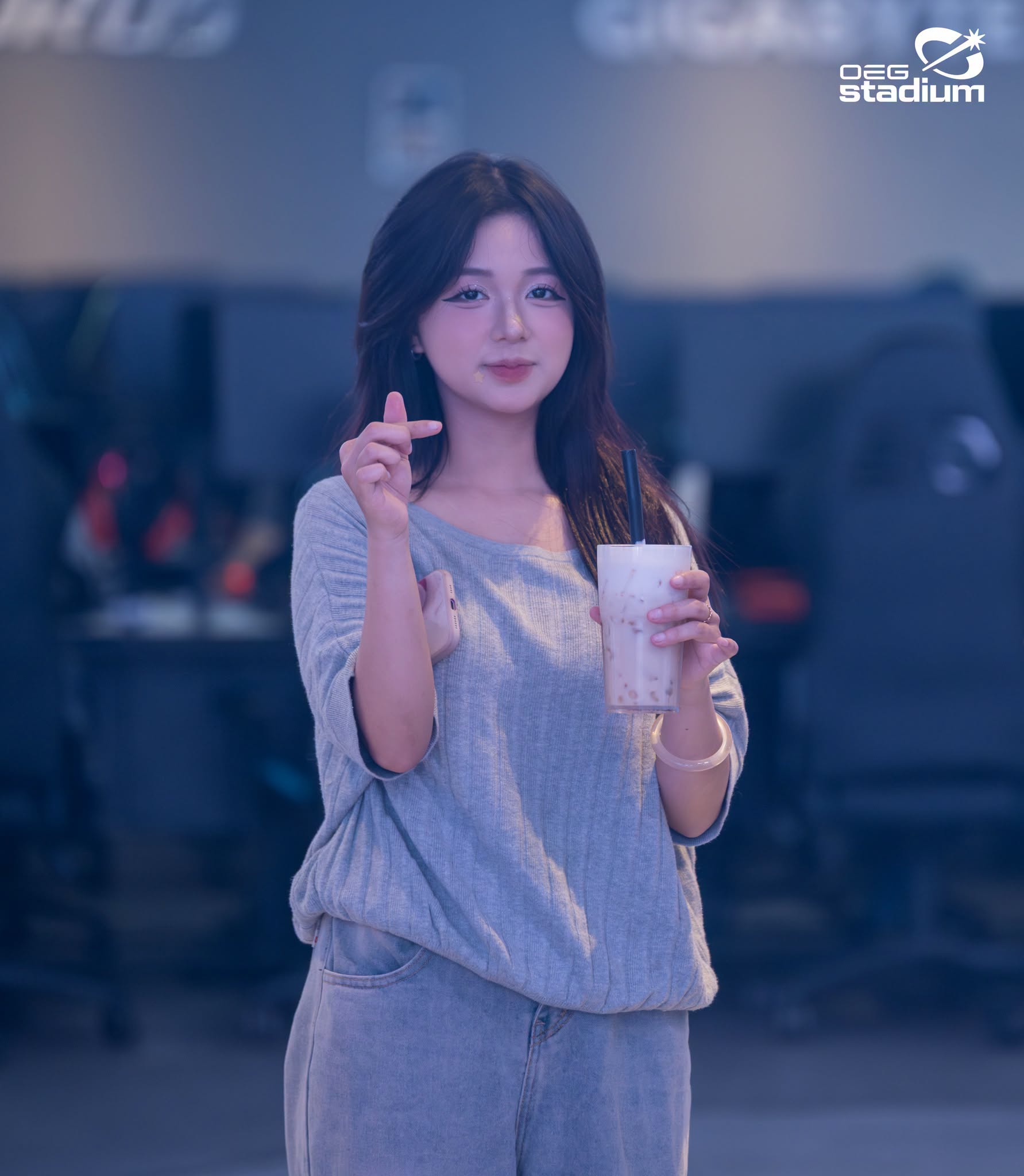 Hot girl ph&ograve;ng n&eacute;t 2k6, khiến anh em game thủ ng&acirc;y ngất trước nhan sắc - Ảnh 1.