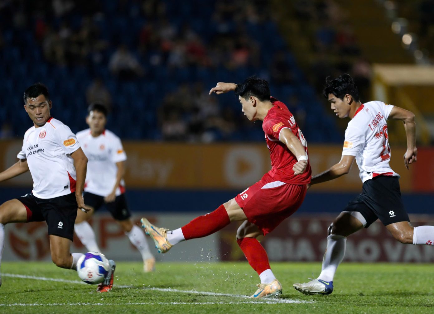 Đ&igrave;nh Bắc sẽ xuất ngoại, sang Nhật Bản thi đấu? - Ảnh 1.