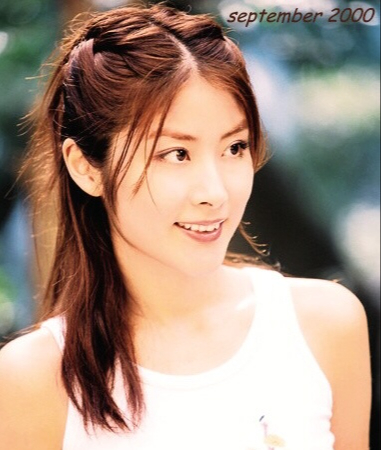 Showbiz c&oacute; mỹ nh&acirc;n kh&ocirc;ng ai d&aacute;m đắc tội: C&ocirc;ng ch&uacute;a gia tộc 300.000 tỷ, c&oacute; bản hit được đem đi tỏ t&igrave;nh nhiều nhất cả nước - Ảnh 2.