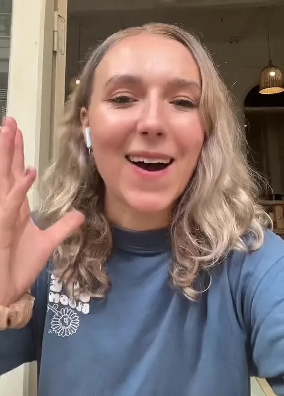 Như sống ở thi&ecirc;n đường: Người Anh cho&aacute;ng ngợp kh&ocirc;ng tin nổi cuộc sống ở Việt Nam - Ảnh 2.