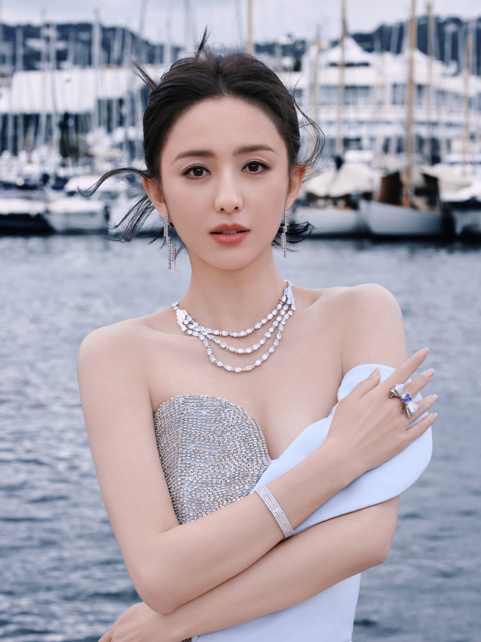 Mẹ đơn thân showbiz 