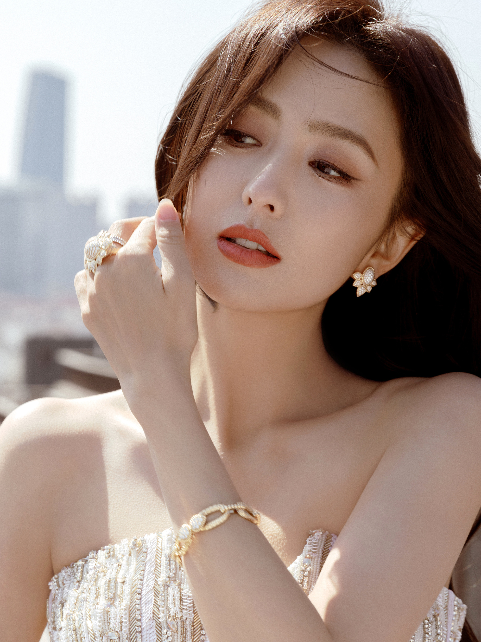 Mẹ đơn thân showbiz 