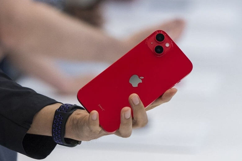 4 Chiếc iPhone gi&aacute; rẻ đ&aacute;ng mua nhất 2026 kh&ocirc;ng thể bỏ qua - Ảnh 2.