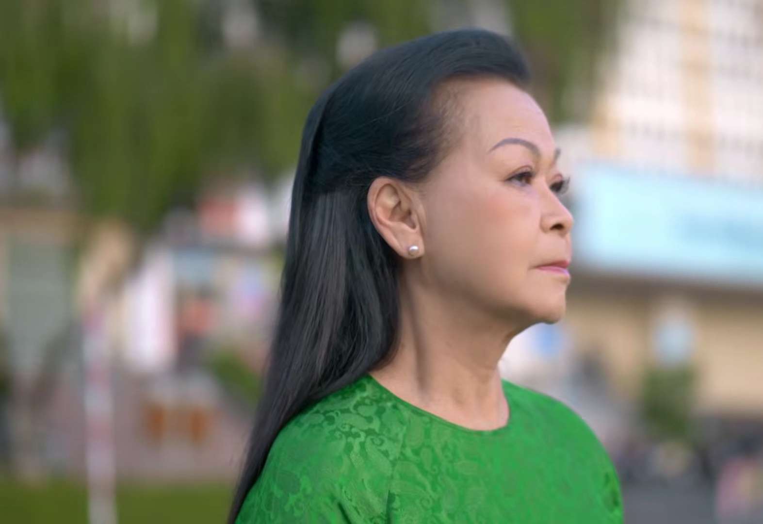 Kh&aacute;nh Ly đi h&aacute;t ở nh&agrave; h&agrave;ng bị &ocirc;ng chủ từ chối thẳng - Ảnh 1.