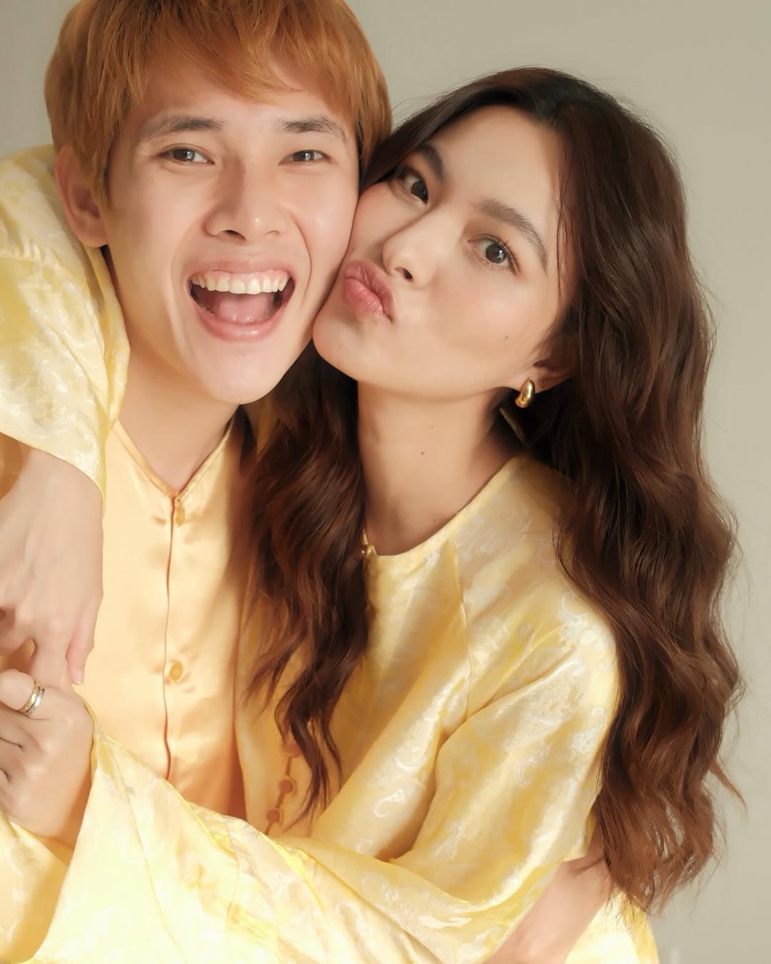 Showbiz Việt vừa có thêm cặp đôi mới: Bị đồng nghiệp 