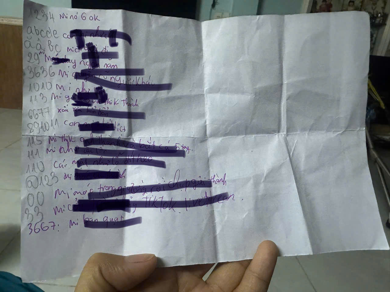 8 học sinh tiểu học lập nh&oacute;m n&oacute;i xấu, vu khống bạn c&ugrave;ng lớp: Nh&agrave; trường b&aacute;o c&aacute;o g&igrave;? - Ảnh 1.