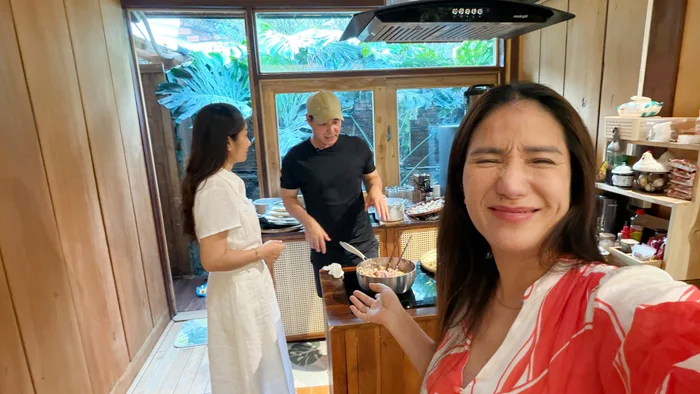 Nam diễn vi&ecirc;n nổi tiếng: Tuổi U60 độc th&acirc;n, vui vẻ b&ecirc;n người đặc biệt gắn b&oacute; 30 năm - Ảnh 5.