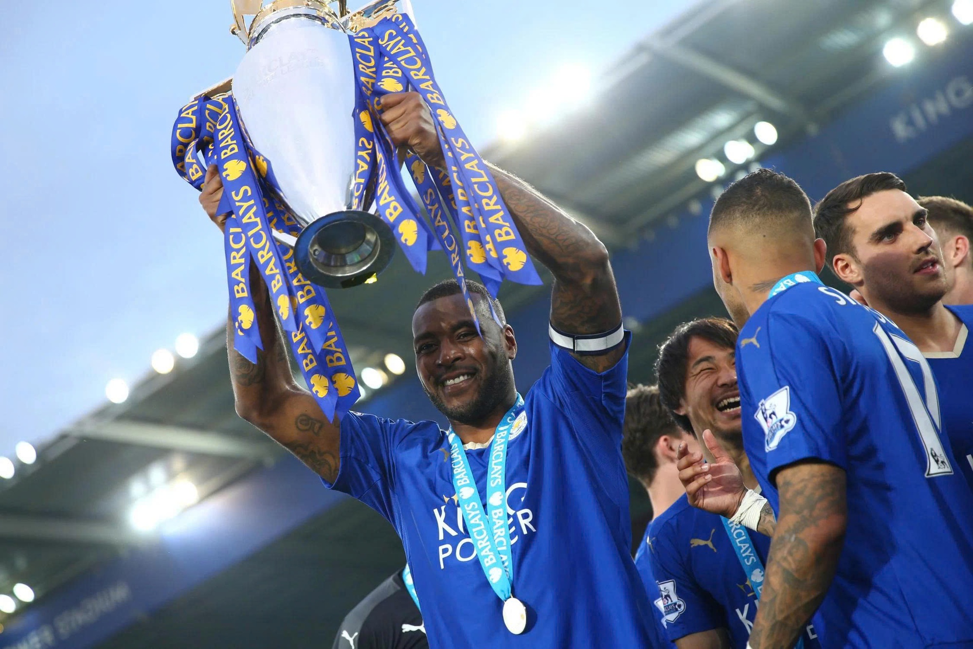 V&igrave; sao Leicester City rơi xuống League One? - Ảnh 1.