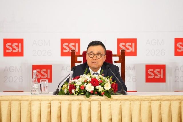 Cổ đông hỏi Chủ tịch có dám hứa cổ phiếu SSI “tăng bằng lần” như Vingroup, ông Nguyễn Duy Hưng trả lời thế nào? - Ảnh 1.