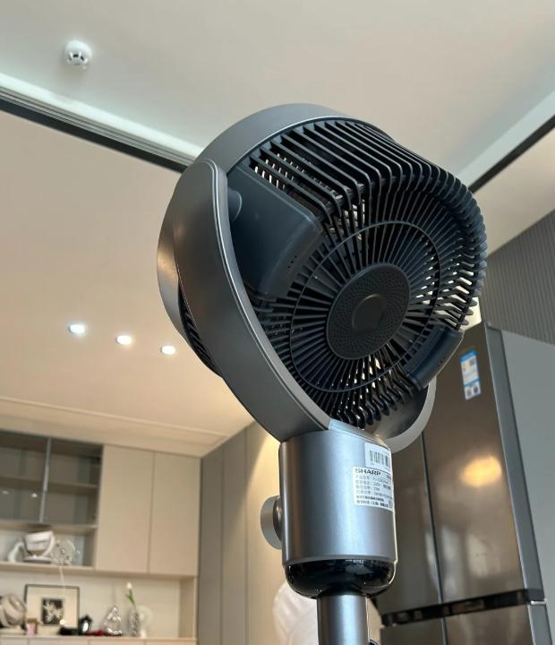 Đừng cố tiết kiệm sai c&aacute;ch khi d&ugrave;ng điều h&ograve;a: 5 mẹo gi&uacute;p bạn d&ugrave;ng điều h&ograve;a thoải m&aacute;i m&agrave; tiền điện kh&ocirc;ng tăng vọt - Ảnh 2.