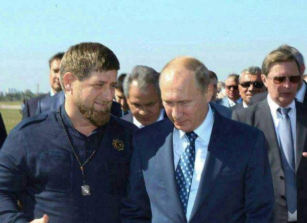 NI: Ông Putin chưa hết việc! Điểm nóng mới bùng nổ, Nga sắp mất Chechnya? - Ảnh 2.