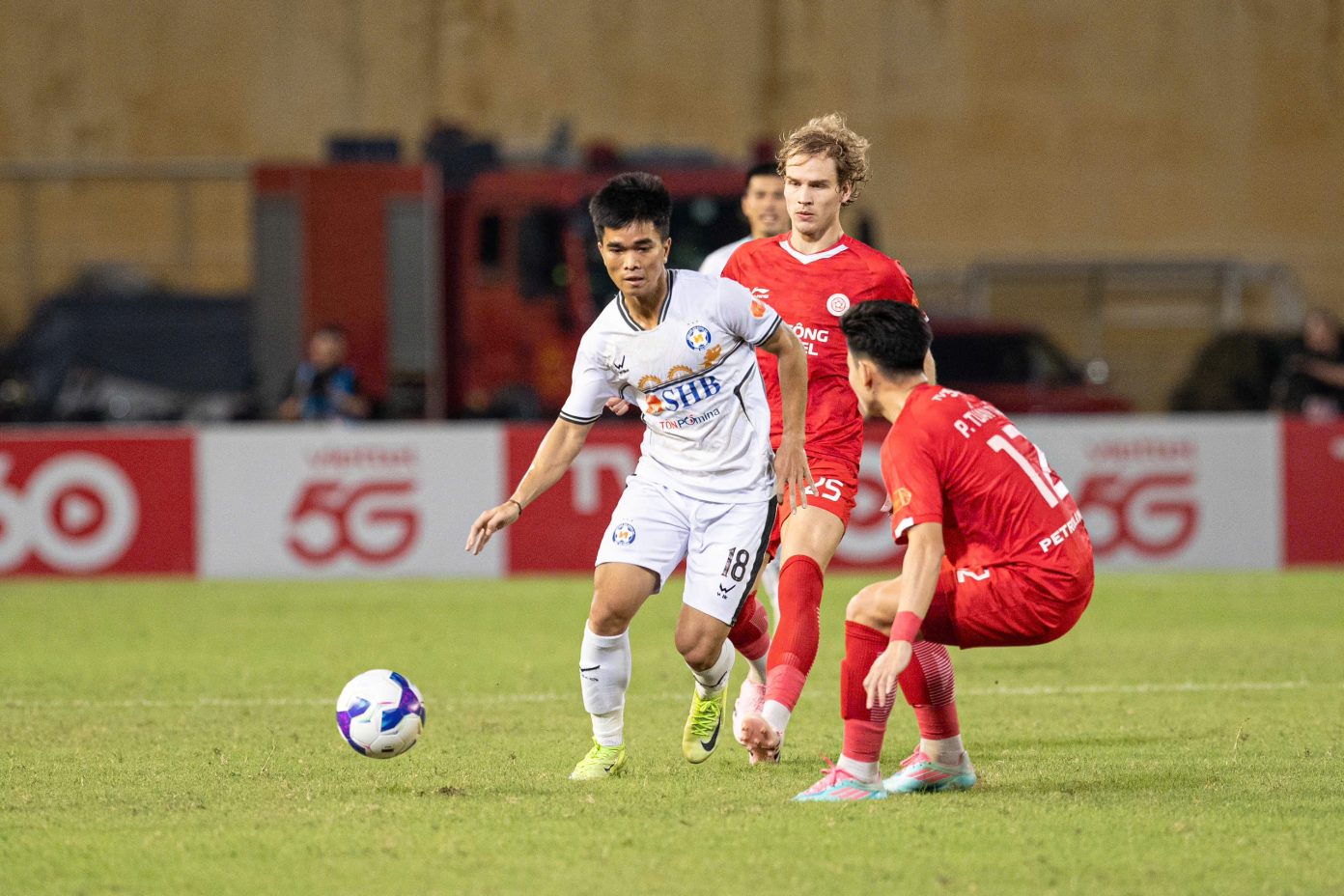 V-League 2025-2026: Đ&agrave; Nẵng dễ ch&igrave;m s&acirc;u v&agrave;o khủng hoảng - Ảnh 1.