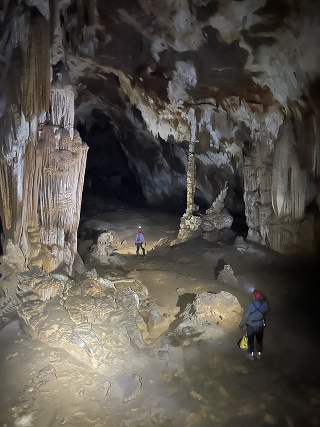 Lộ diện th&ecirc;m 26 hang động mới dưới l&ograve;ng đất ở Phong Nha - Kẻ B&agrave;ng - Ảnh 11.