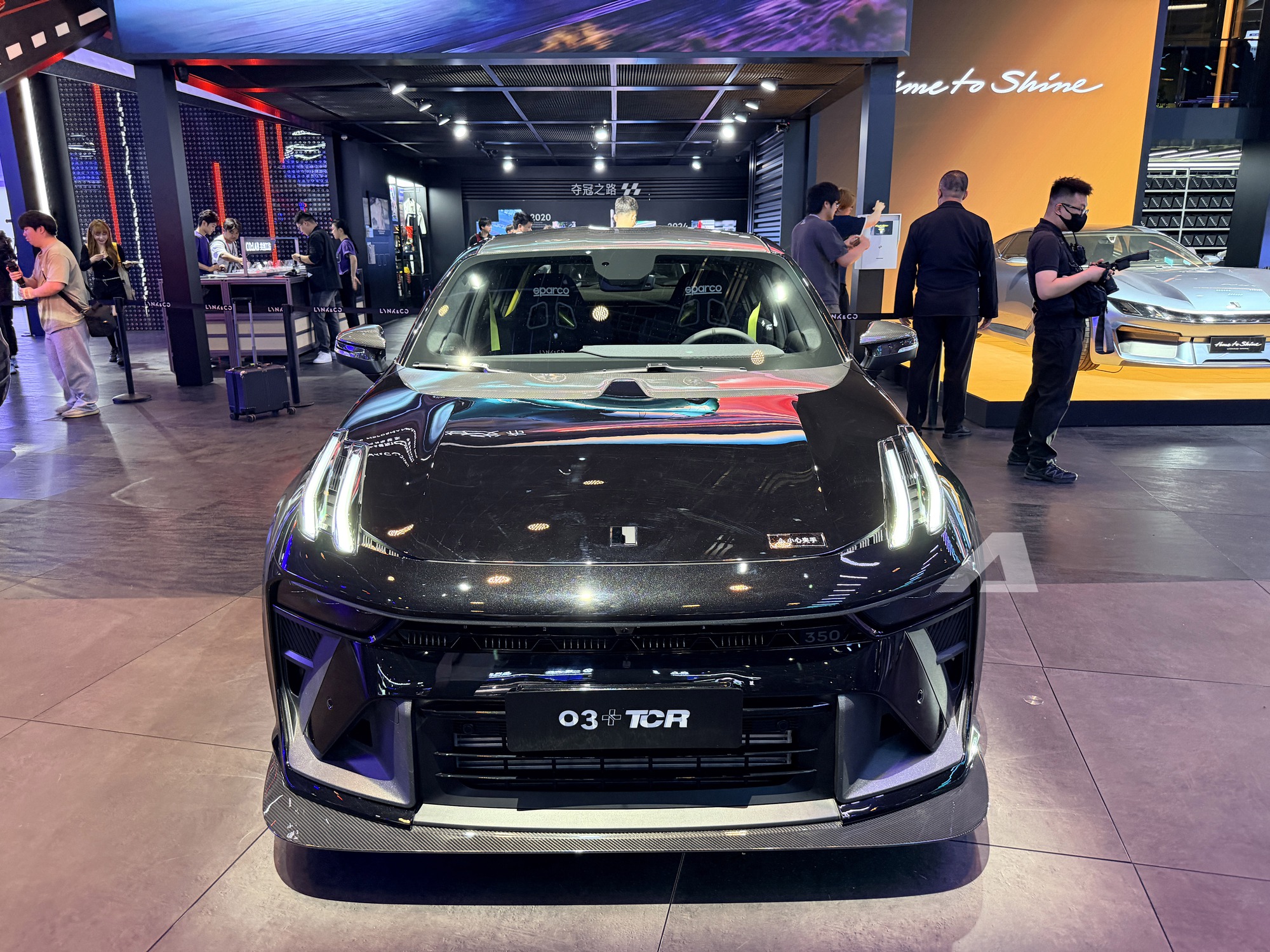 Xem trước Lynk & Co 03 sắp ra mắt Việt Nam: Thiết kế nội, ngoại thất thể thao ngay từ bản thường, dễ lấy kh&aacute;ch của Civic, Elantra- Ảnh 7.