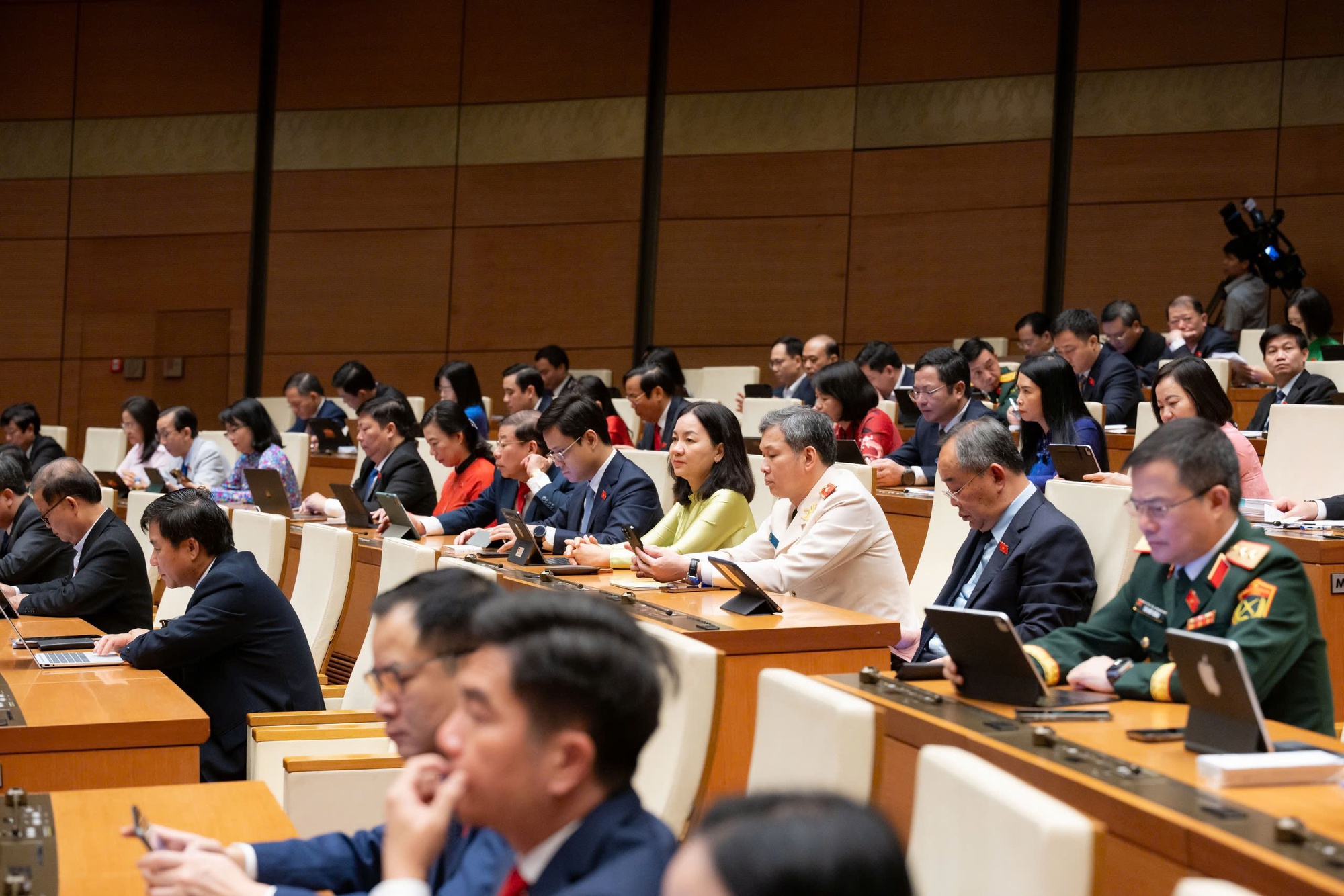 Quốc hội giám sát dự án Long Thành và đường sắt Bắc - Nam trong năm 2027 - Ảnh 1.