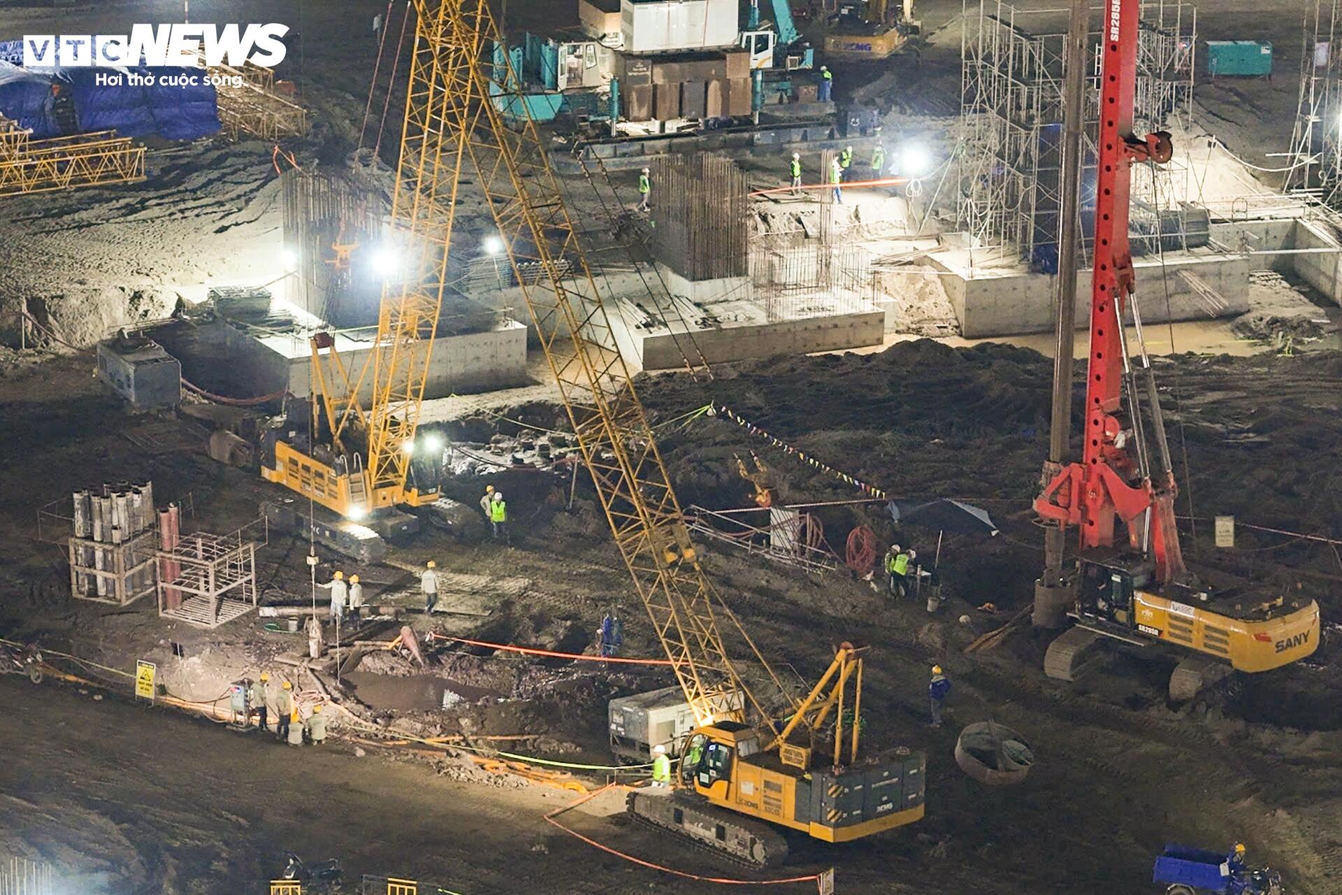 Đại c&ocirc;ng trường x&acirc;y dựng s&acirc;n vận động H&ugrave;ng Vương lớn nhất thế giới ở H&agrave; Nội - Ảnh 12.