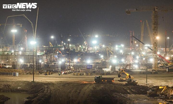 Đại c&ocirc;ng trường x&acirc;y dựng s&acirc;n vận động H&ugrave;ng Vương lớn nhất thế giới ở H&agrave; Nội - Ảnh 4.