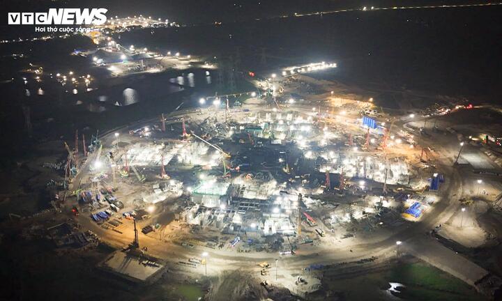 Đại c&ocirc;ng trường x&acirc;y dựng s&acirc;n vận động H&ugrave;ng Vương lớn nhất thế giới ở H&agrave; Nội - Ảnh 3.