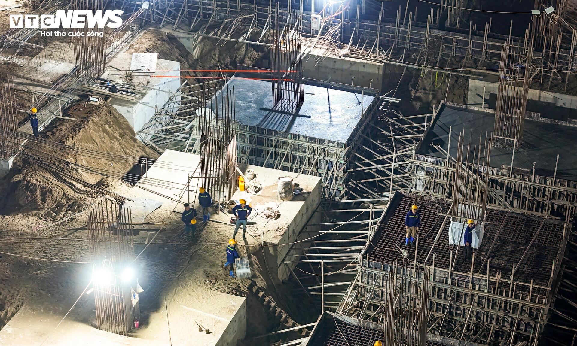 Đại c&ocirc;ng trường x&acirc;y dựng s&acirc;n vận động H&ugrave;ng Vương lớn nhất thế giới ở H&agrave; Nội - Ảnh 9.